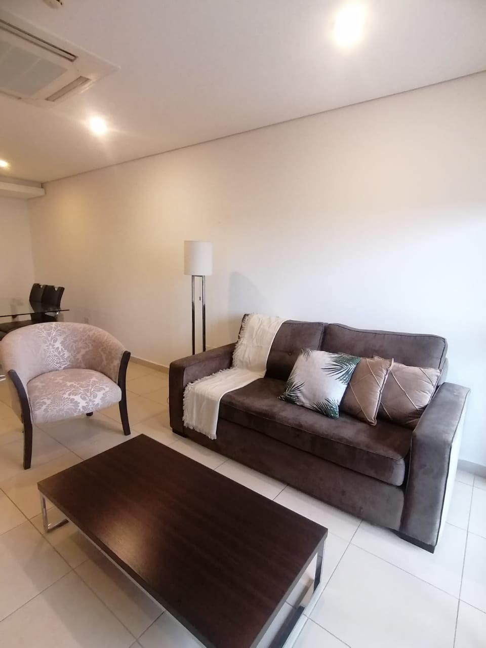 Edificio Torres Mirador : dpto amoblado de 2 habitaciones — foto 3