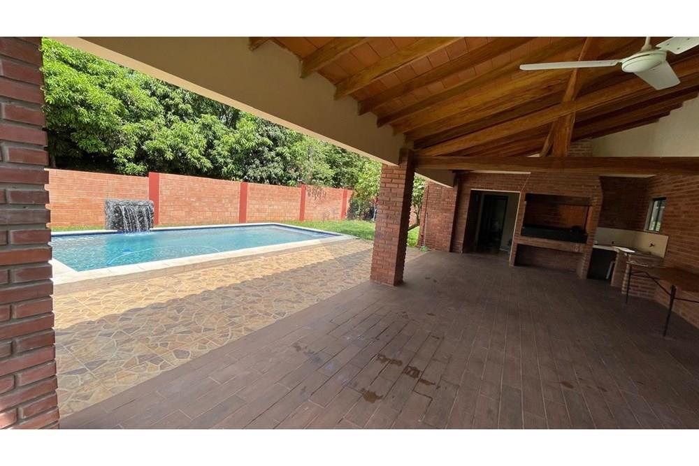 super oferta "Casa de Campo Moderna: Tu Refugio en Yaguarón" — foto 2