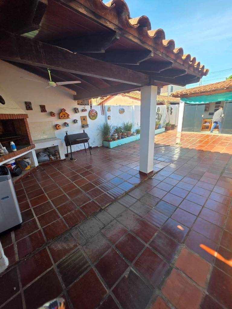Vendo Propiedad en Fernando de la Mora — foto 2