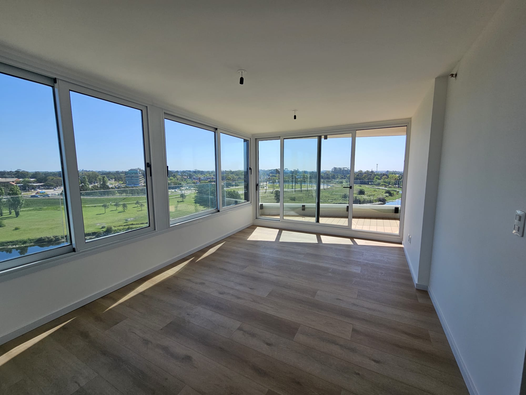 ALQUILER APARTAMENTO DOS DORMIORIOS BARRA DE CARRASCO MONTEVIDEO