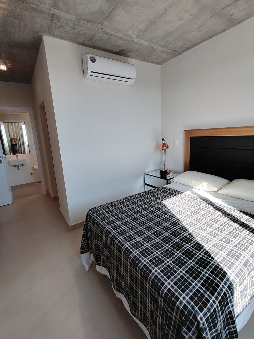 DEPARTAMENTO AMOBLADO EN ALQUILER — foto 2