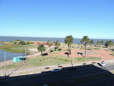 Rambla Y Solano AntuÑa. 220 Mts. Balcon, Garage
