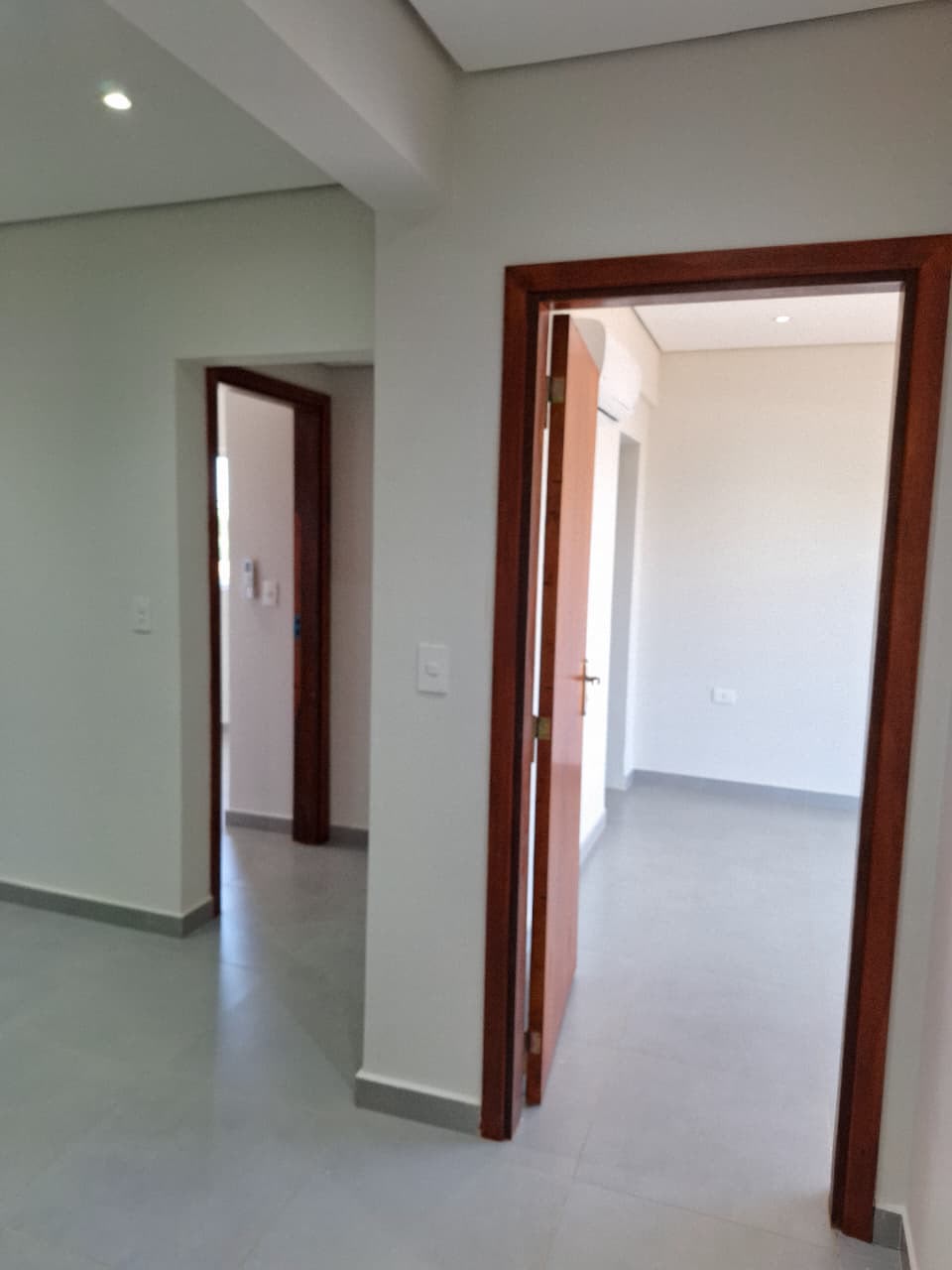 ALQUILO DEPARTAMENTO DE TRES DORMITORIOS ZONA LAGUNA GRANDE — foto 3