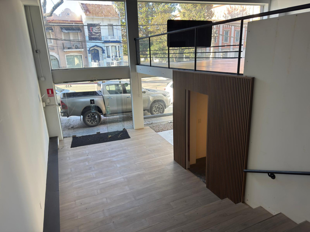 Alquiler local comercial en Punta Carretas, J. Ellauri