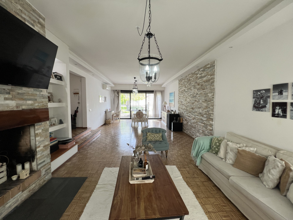 Venta casa 3 dormitorios en Atahualpa. L.A de Herrera