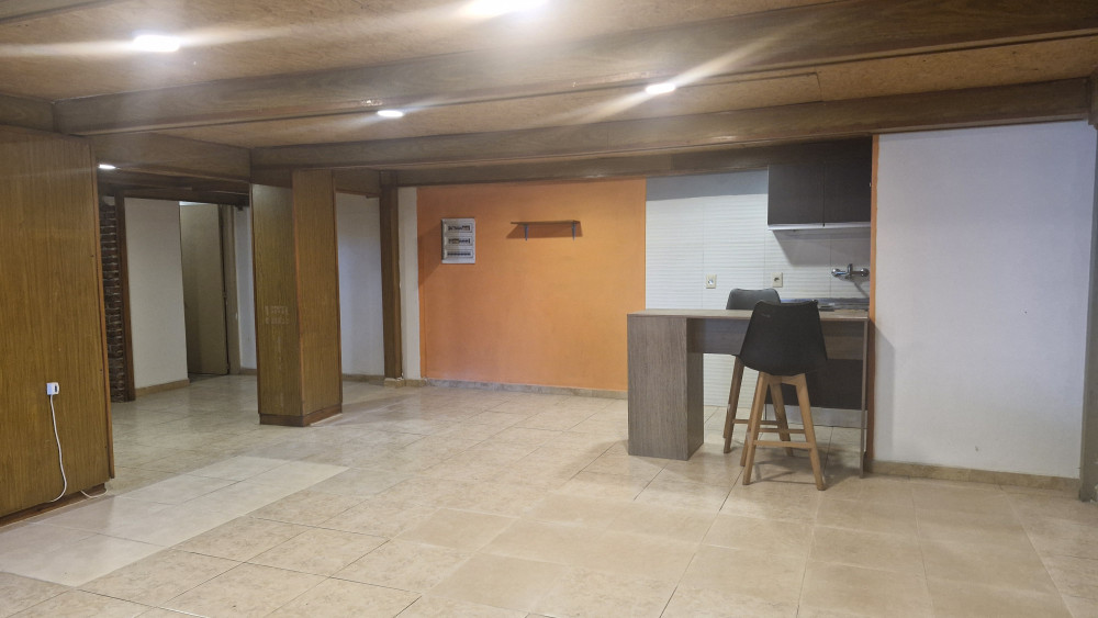 Alquiler local comercial en Reducto, Av. San Martín · Foto 4