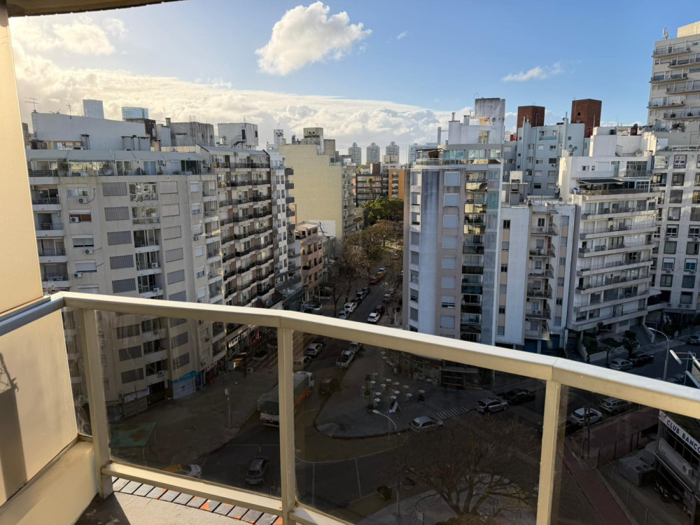 Alquiler apartamento 2 dorm en Pocitos, prox. a Rambla · Foto 11