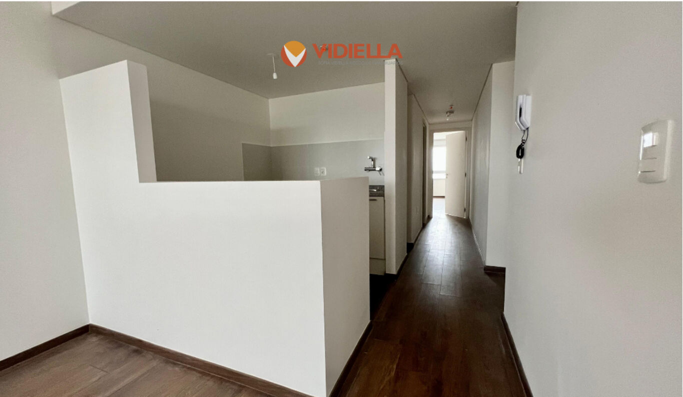 Alquiler apartamento 1 dormitorio con garaje, Torre Centra| Cordón · Foto 5