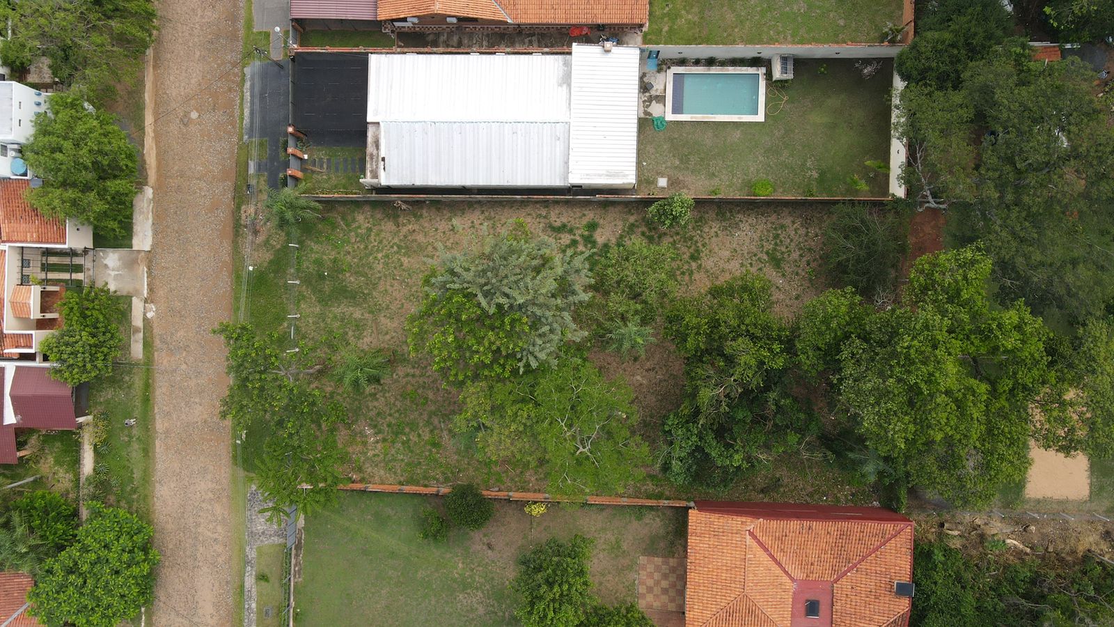 VENDO AMPLIO LOTE EN MICRICENTRO DE SAN BERNARDINO — foto 2