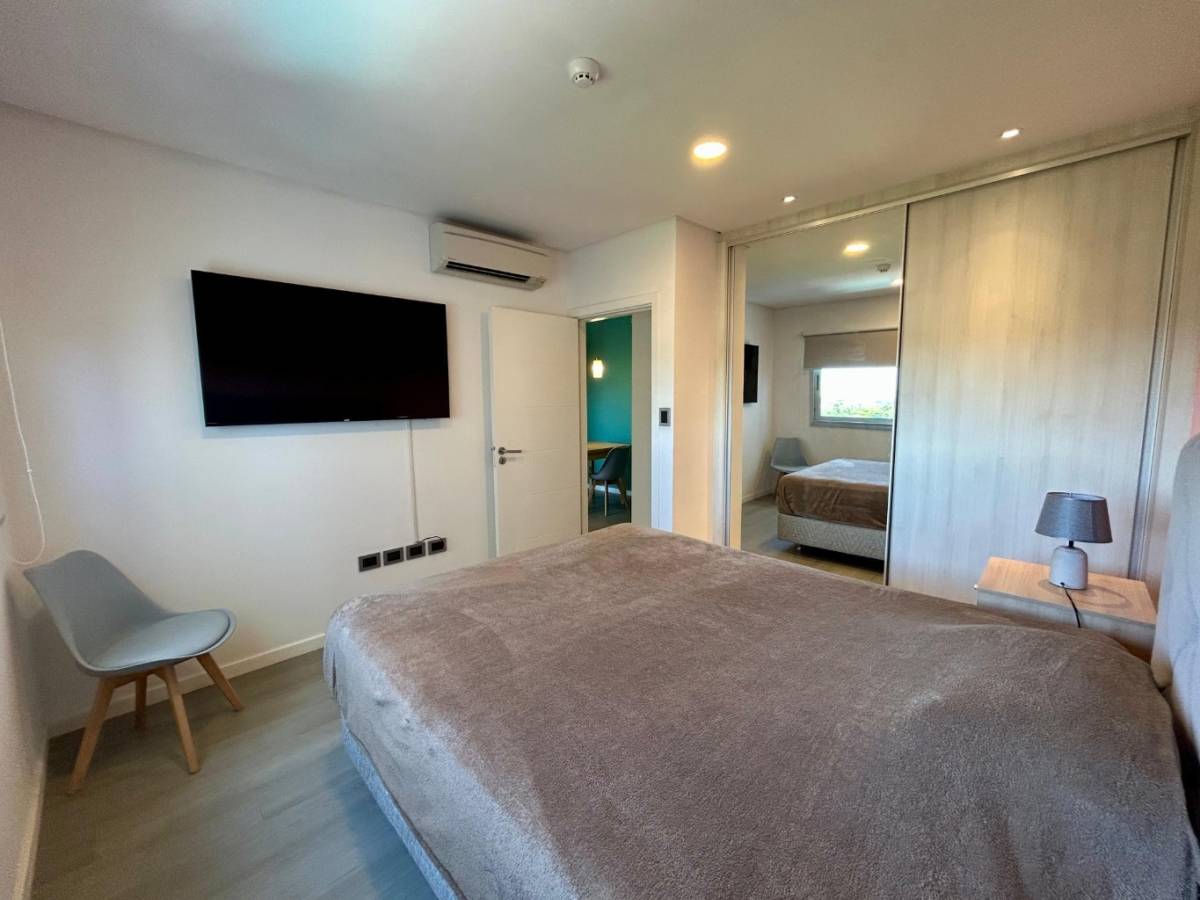 En alquiler - DEPARTAMENTO AMOBLADO Y EQUIPADO - ID — foto 3