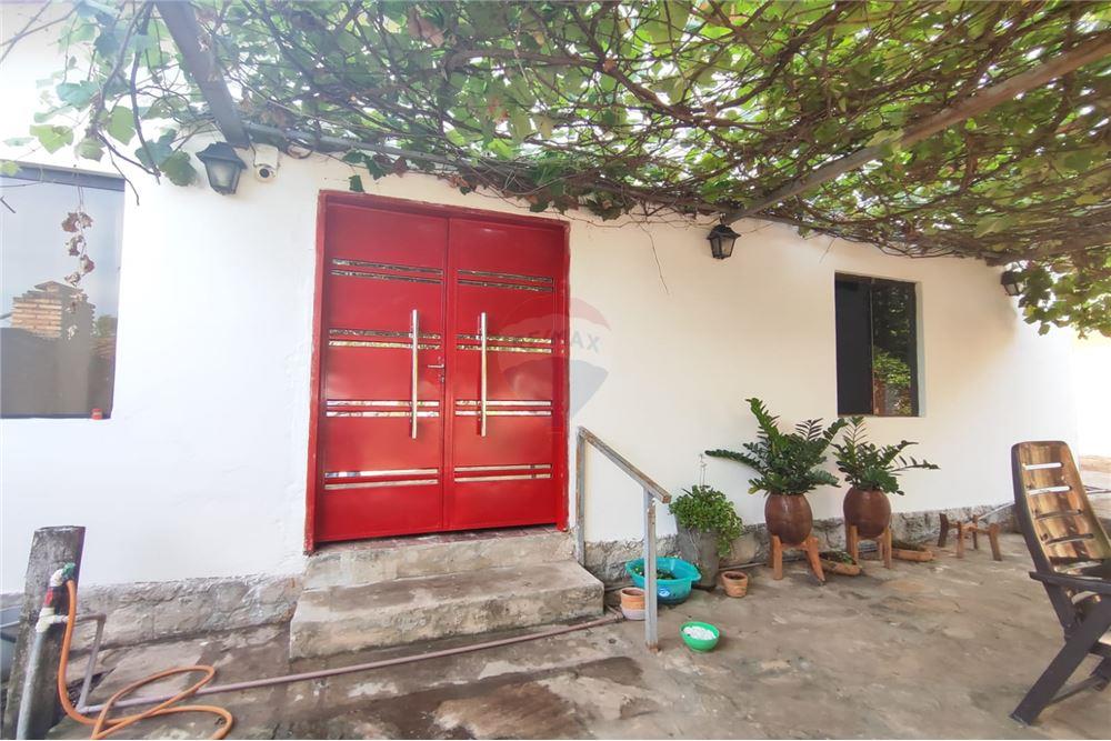 VENDO CASA ACOGEDORA CON PATIO  SAN BERNARDINO DE 405 MTS2 — foto 2
