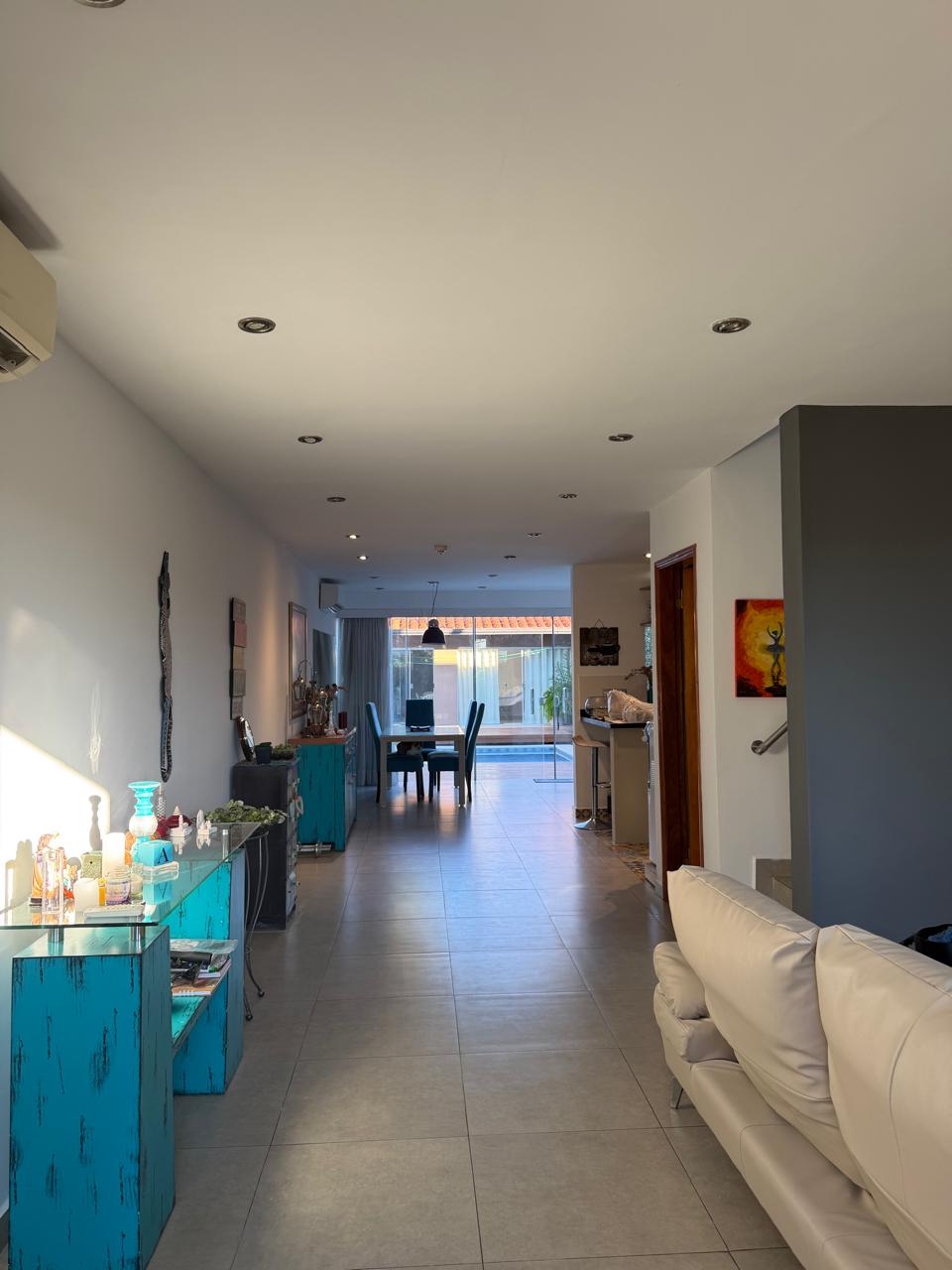 EN ALQUILER | DÚPLEX AMOBLADO CON PISCINA | LOMA MERLO – LUQUE — foto 3