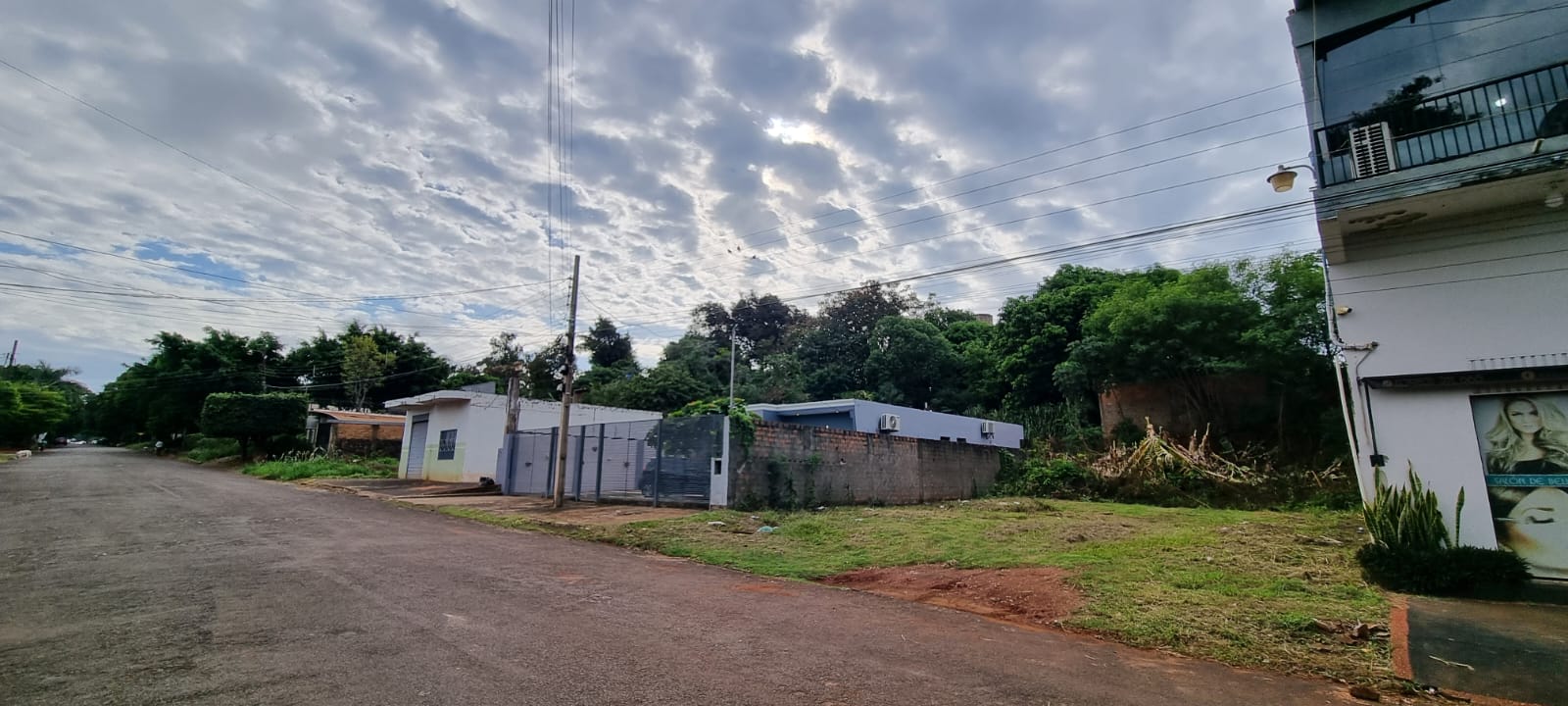 ¡Oportunidad Única! Terreno Titulado en Fracción Mburucuyá, Km 6 – Inversión con Potencial de Valorización. — foto 2