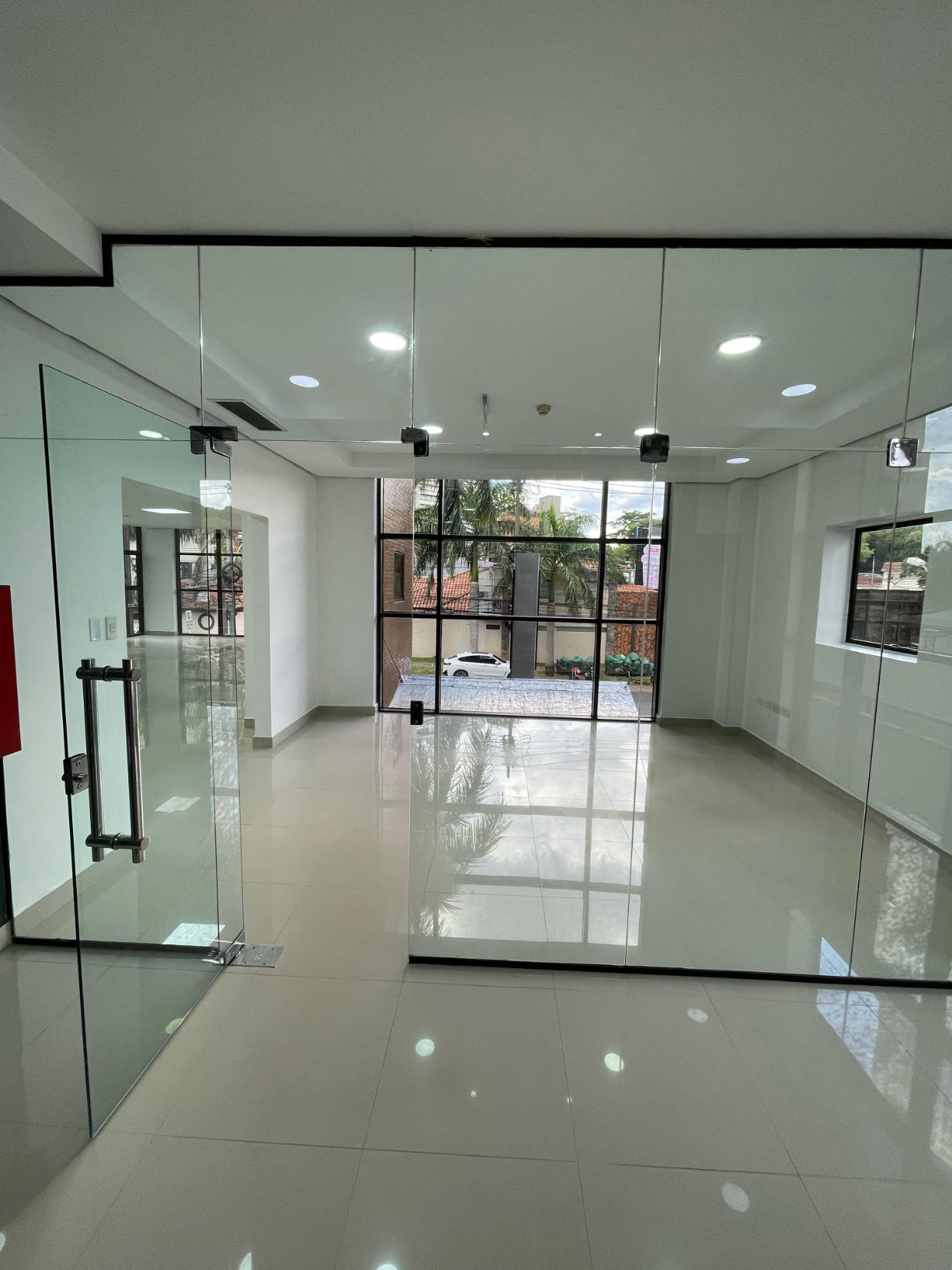 OFICINA ZONA SHOPPING DEL SOL — foto 2
