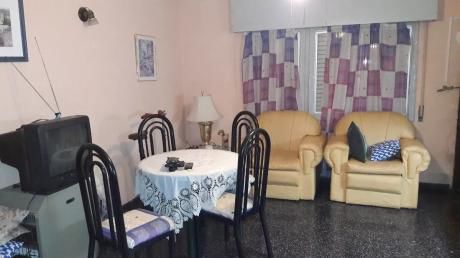 Comodo, 1 Er Piso Por Escalera, En Regimen De Cooperativa, No Banco