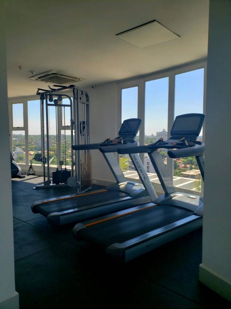 ALQUILO DEPARTAMENTO AMOBLADO EN EDIFICIO ÁNCORA – YKUA SATI — foto 3