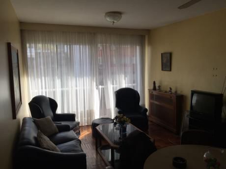 Apto. Proximo A Rambla 4 Dorm. 2 BaÑos Y Calef. Bajos Gtos.