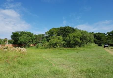 Terreno En Venta En Surubi´I