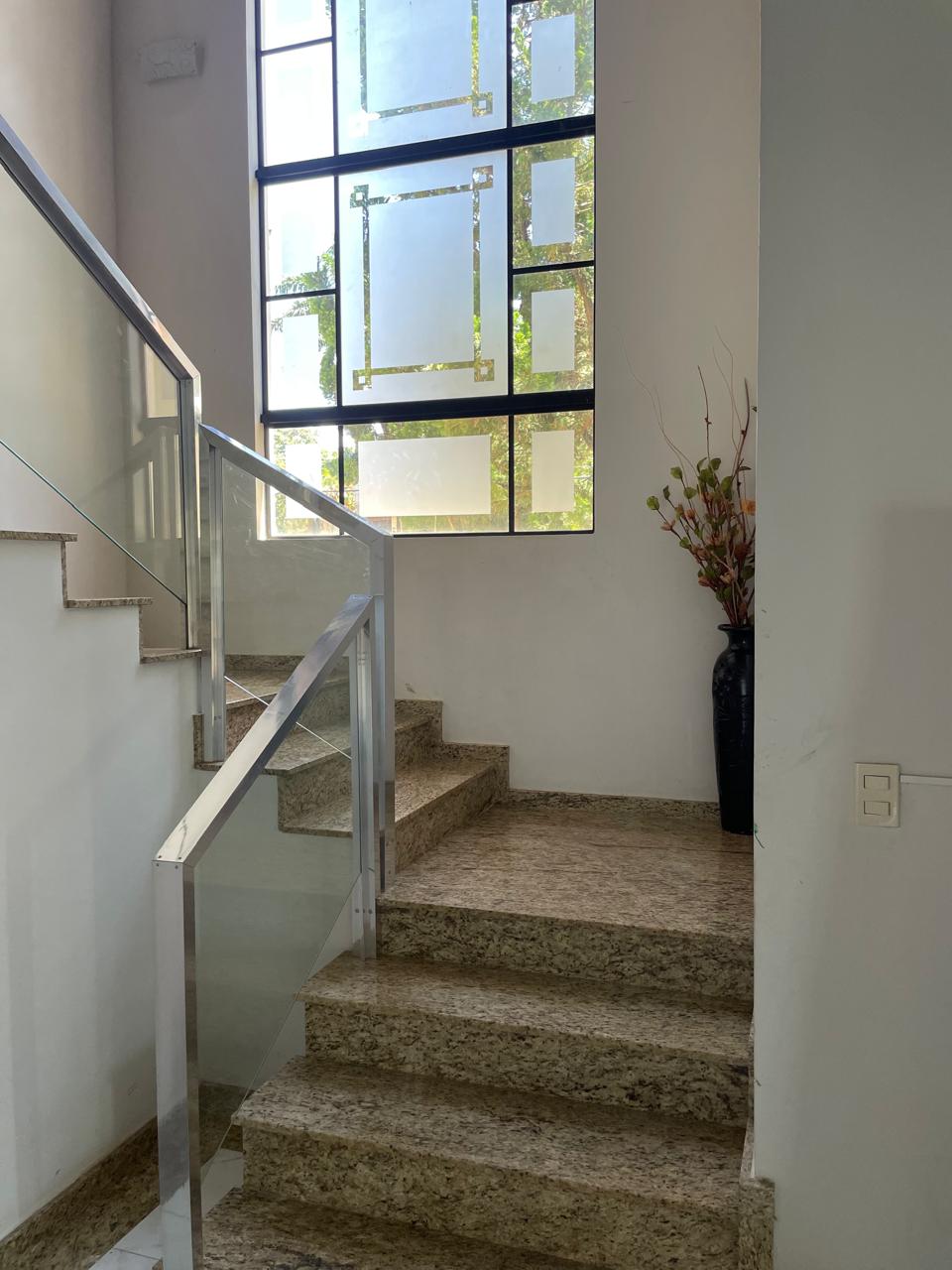 En Venta: Casa En El Parana Country Club Sobre La Av. Paraná!! — foto 3