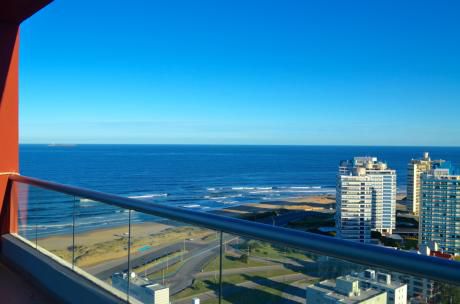 Apartamento En Venta 3 Dormitorios