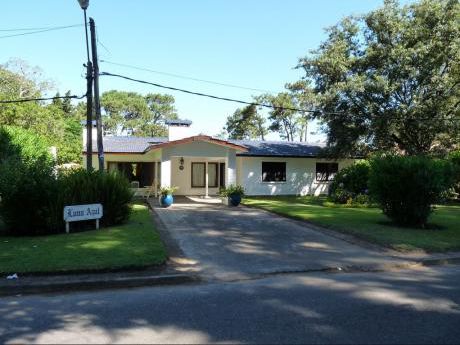 Casa En Venta 3 Dormitorios