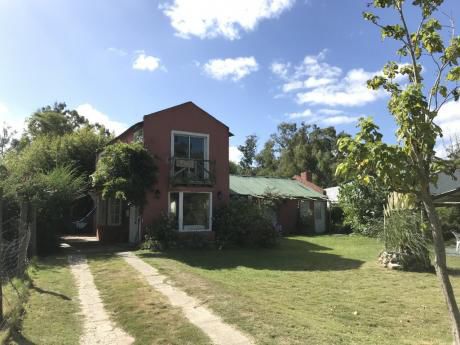Casa En Venta 4 Dormitorios
