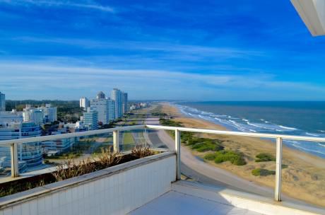 Apartamento En Venta 3 Dormitorios