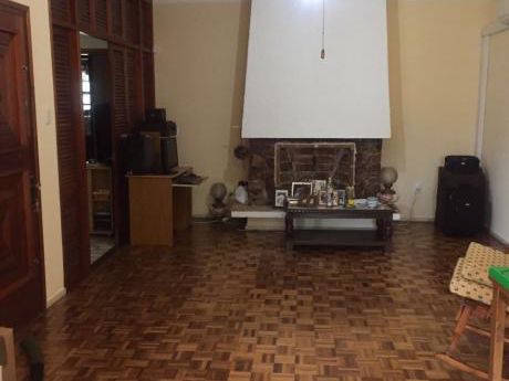 2 Casas En Carrasco Norte En Venta A Mts De M Tajes