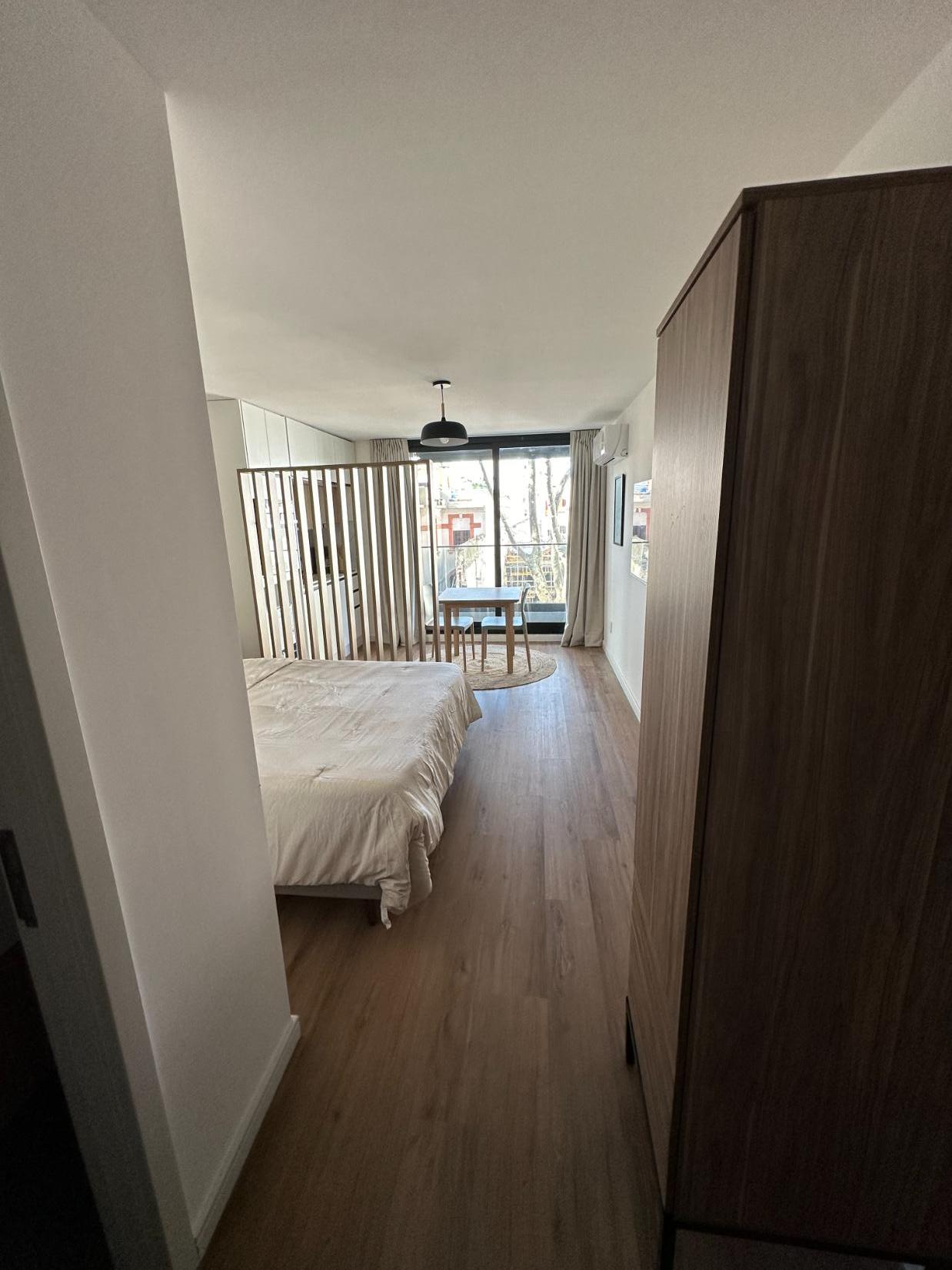 Alquiler De Monoambiente Amueblado | Piso 2 | Parque Rodo | Tempo Rambla