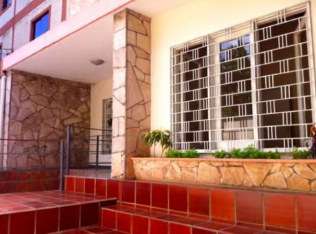 Casita Independiente Sobre Venezuela