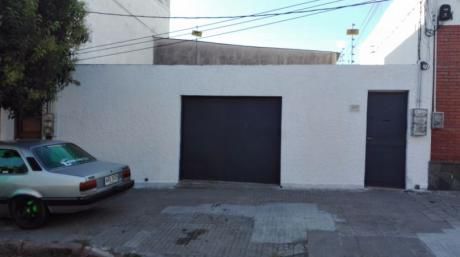 Deposito En Tres Cruces.