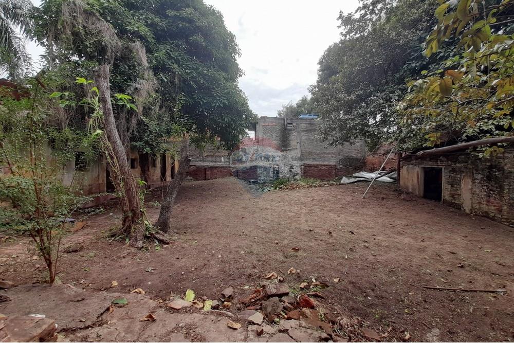 Amplio Terreno en venta. Bo. Dr. Francia Asunción — foto 3