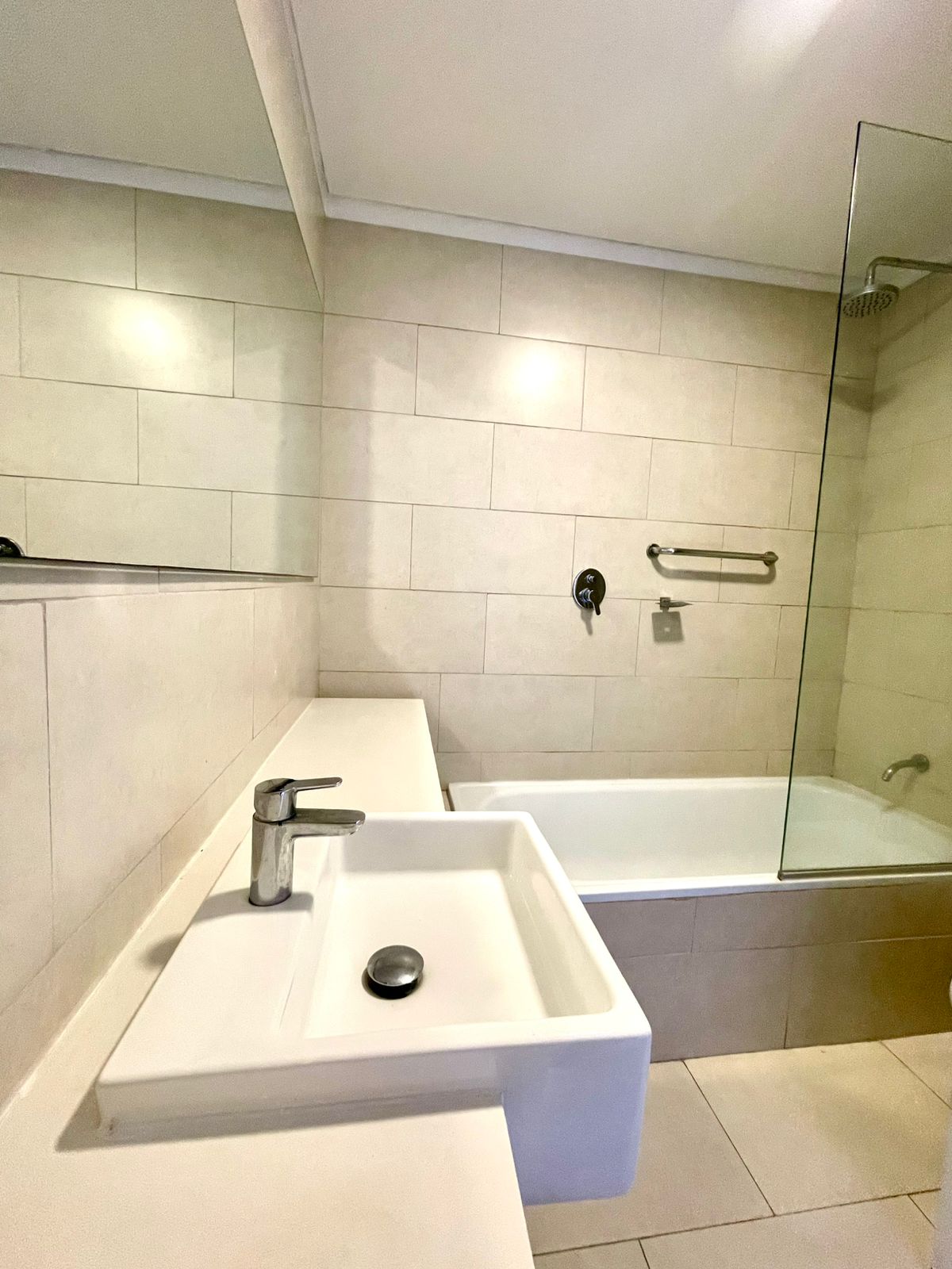 Alquilo Departamento Palacio de los Patos 2 habitaciones mas cuarto de servicio — foto 2