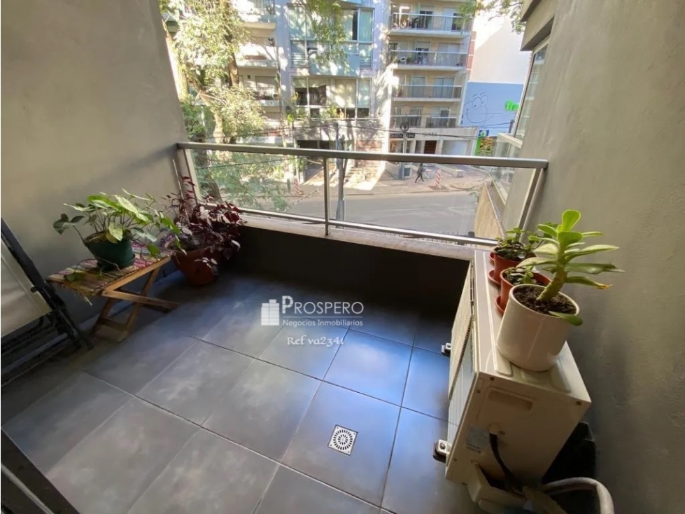 va2341 venta apto 2 dorm Punta Carretas c/cochera y balcon