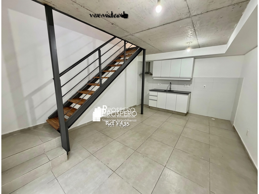 v435/4 alquiler duplex 1 dorm Cordon c/patio