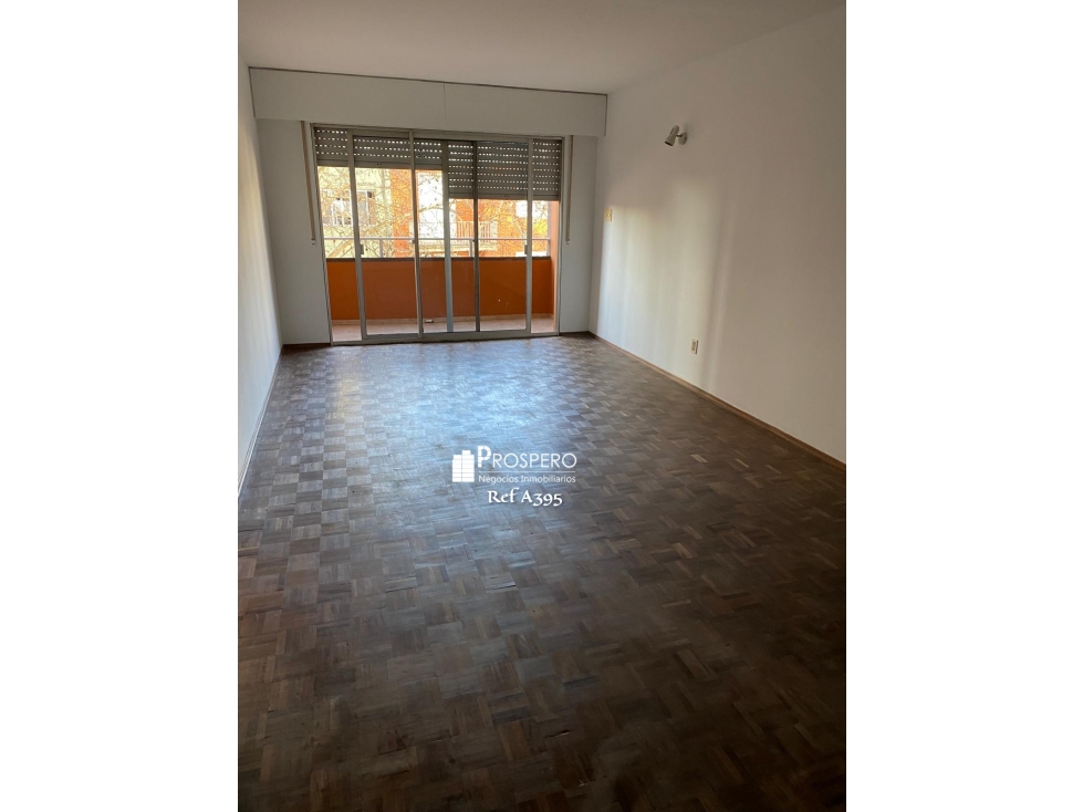 a395 alquiler apto 3 dorm Cordon c/balcon
