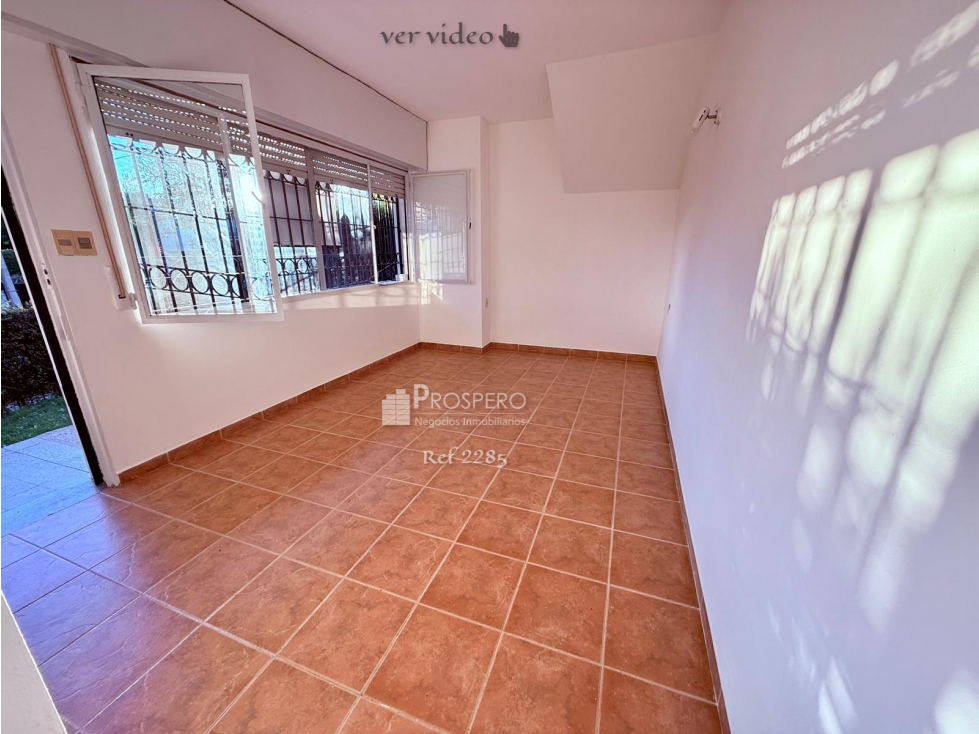 V2285/p/1 Alquiler  casa 2 dorm Buceo-Malvin jardin/patio · Foto 9