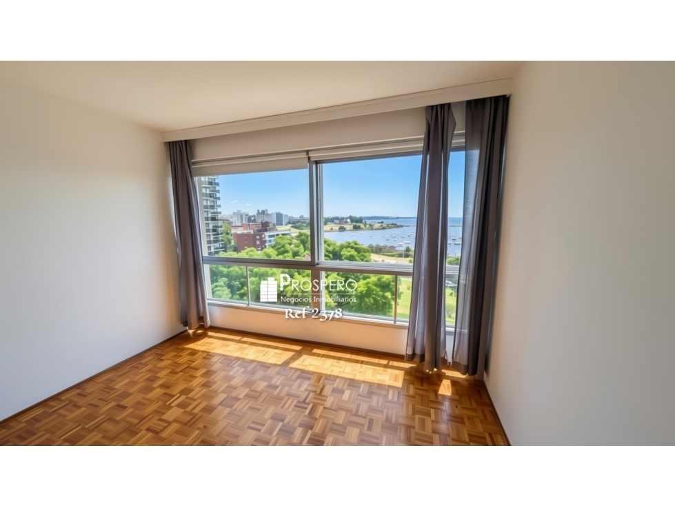 Apartamento en venta en Puerto Buceo