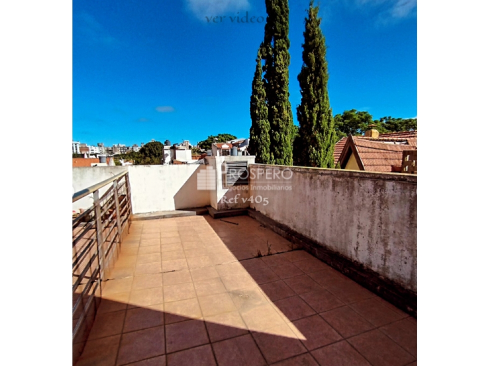 V405 Alquiler Apto mono Pocitos patio terraza barbacoa · Foto 1