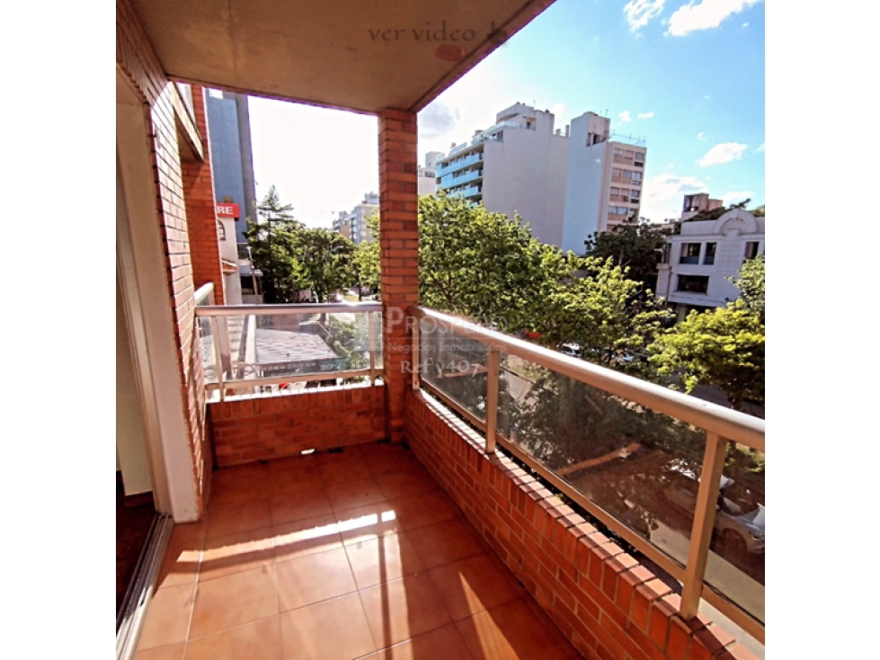 V407 Alquiler Apto mono/ Pocitos/ terraza ascensor barbacoa