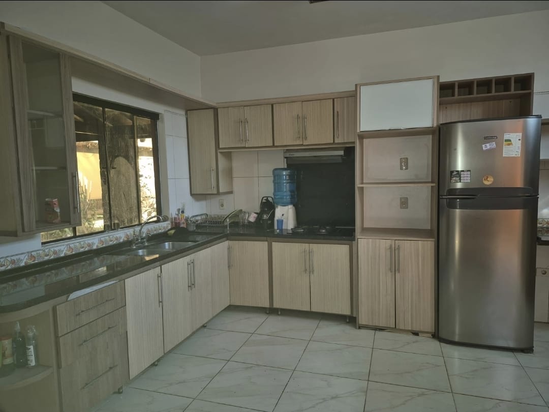 ALQUILO HERMOSA CASA EN ITA ENRAMADA ZONA YACHT — foto 3