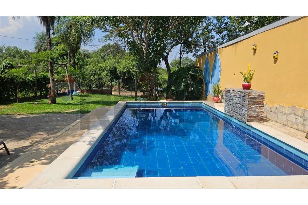Bella Quinta con Piscina en el Centro de Nueva Colombia — foto 2
