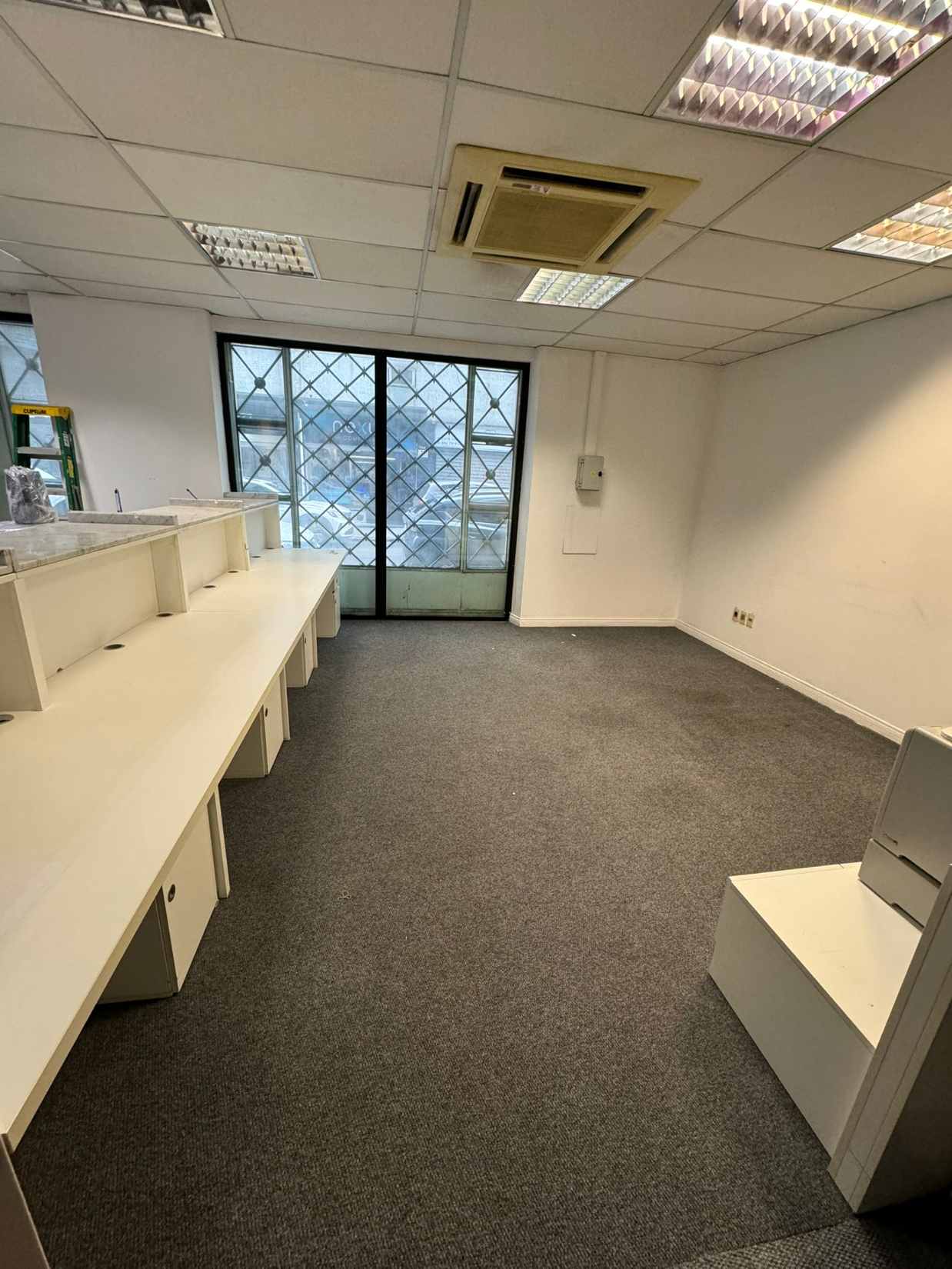 PLANTA DE OFICINAS CIUDAD VIEJA · Photo 6