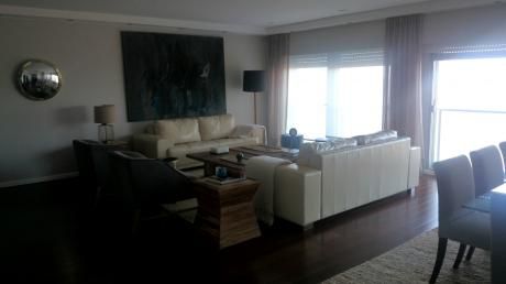 Exclusiva Planta Frente Al Mar. 4 Dorm, Escritorio, 3 Baños, Dep. Serv.