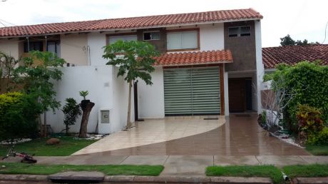 Hermosa Casa En Condominio Ciudad Jardín