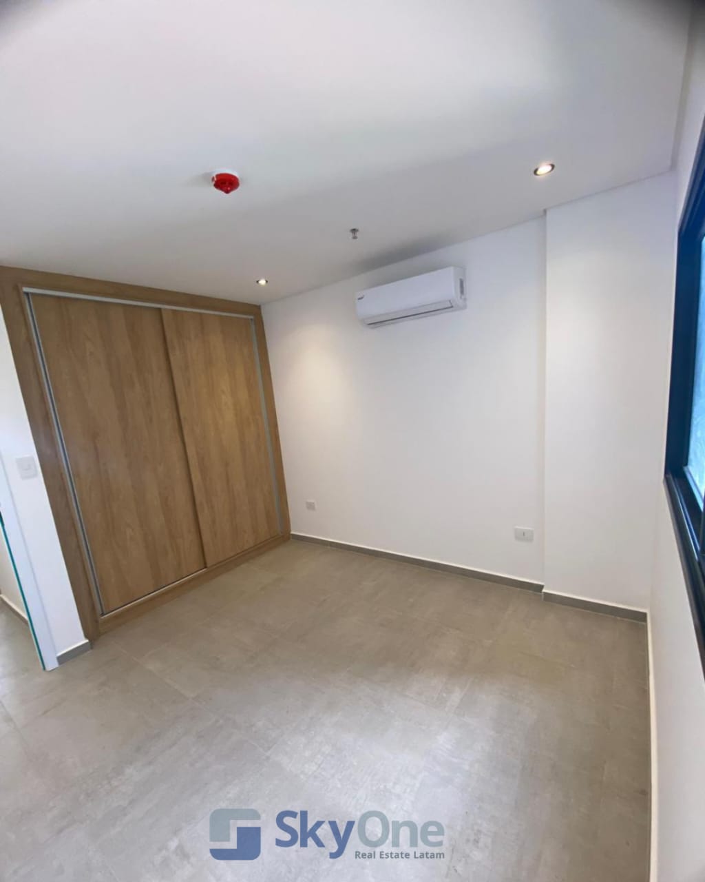 En venta moderno departamento de 1 dormitorio en Recoleta** — foto 2