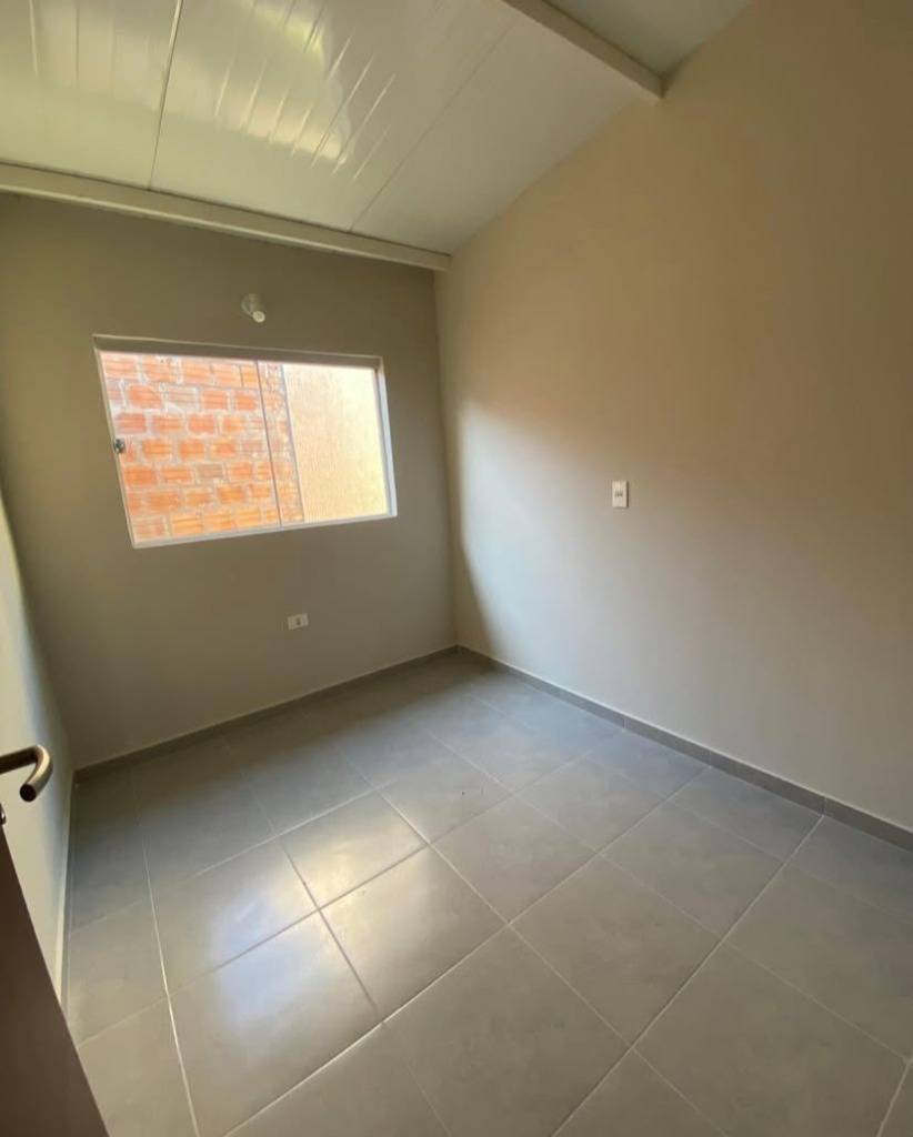 CASA DE 3 DORMITORIOS EN CONDOMINIO YERUTI – LUQUE (Marambure) — foto 3