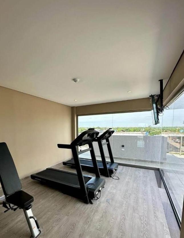 ALQUILO HERMOSO DEPARTAMENTO DE UN DORMITORIO DETRAS DE LA CONMEBOL — foto 2