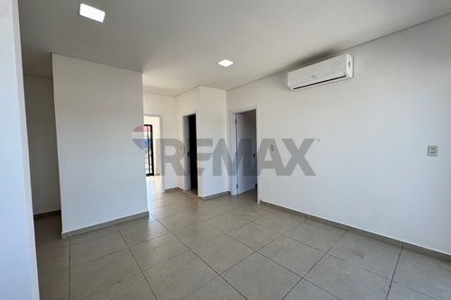 ALQUILER DE DEPARTAMENTO EN LAMBARÉ — foto 2