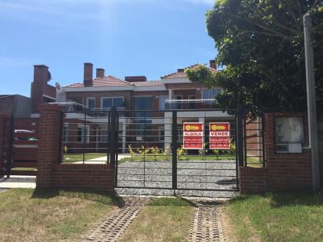 Apto Con Renta-2 Dorm- Atlantida- Inmobiliaria Calipso